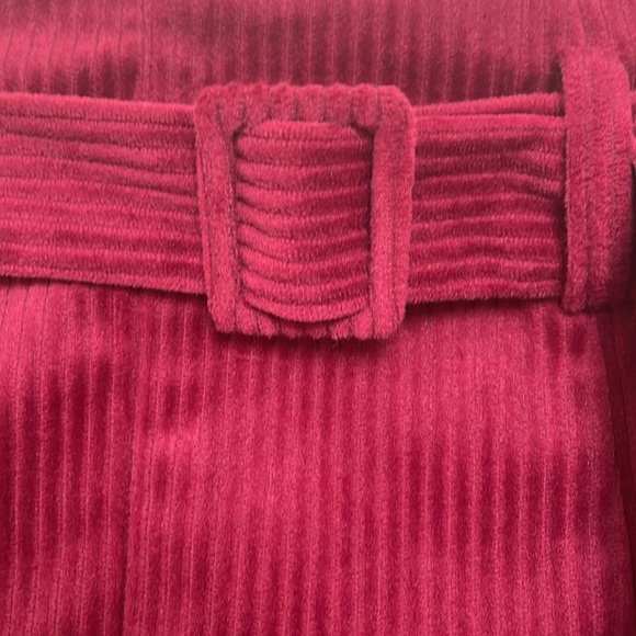 SUGAR + LIPS Mini Corduroy Skirt Burgundy Size S - Picture 4 of 10